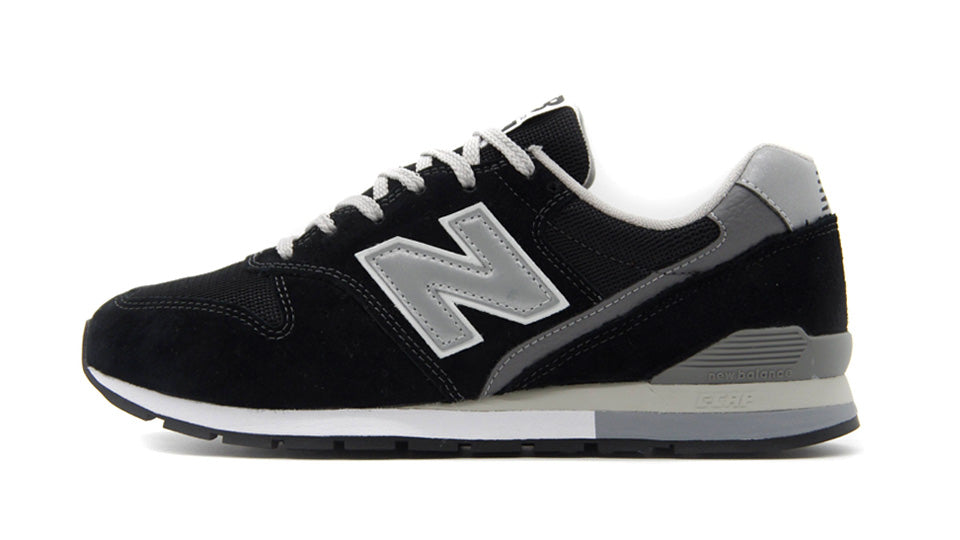 new balance CM996 