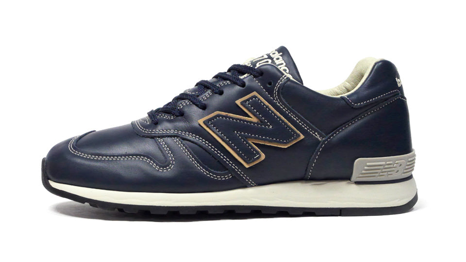 new balance M670 