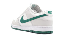 画像をギャラリービューアに読み込む, NIKE DUNK LOW RETRO SUMMIT WHITE/MALACHITE/PLATINUM TINT 2