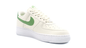 NIKE (WMNS) AIR FORCE 1 '07 NEXT NATURE COCONUT MILK/CHLOROPHYLL/SAIL/VOLT 5