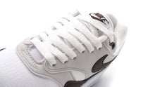 画像をギャラリービューアに読み込む, NIKE (WMNS) AIR MAX 1 NEUTRAL GREY/BAROQUE BROWN/WHITE/BLACK 6