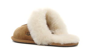 UGG W SCUFFETTE II CHE 2