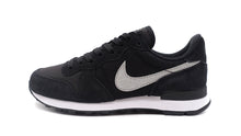 画像をギャラリービューアに読み込む, NIKE (WMNS) INTERNATIONALIST BLACK/BLACK/ WHITE 3