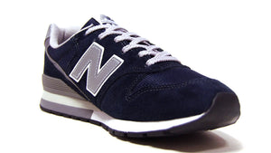 new balance CM996 