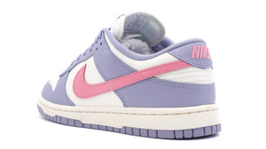 NIKE (WMNS) DUNK LOW INDIGO HAZE/CORAL CHALK/SAIL 2