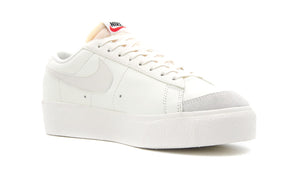 NIKE (WMNS) BLAZER LOW PLATFORM SAIL/SAIL/BLACK/SAIL 5