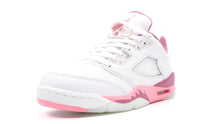 画像をギャラリービューアに読み込む, JORDAN BRAND AIR JORDAN 5 RETRO GS &quot;CORAL CHALK&quot; &quot;MICHAEL JORDAN&quot; WHITE/CORAL CHALK/DESERT BERRY/BLACK 1