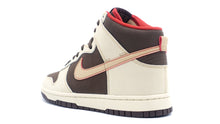 画像をギャラリービューアに読み込む, NIKE DUNK HIGH RETRO SE BAROQUE BROWN/SESAME/COCONUT MILK/MYSTIC RED 2