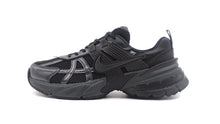 画像をギャラリービューアに読み込む, NIKE (WMNS) V2K RUN &quot;TRIPLE BLACK&quot; BLACK/DARK SMOKE GREY/ANTHRACITE 3