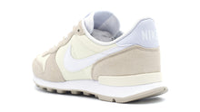 画像をギャラリービューアに読み込む, NIKE (WMNS) INTERNATIONALIST COCONUT MILK/SANDDRIFT/FOOTBALL GREY 2