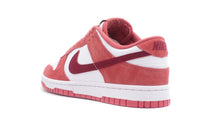 画像をギャラリービューアに読み込む, NIKE (WMNS) DUNK LOW SE &quot;VALENTINE&#39;S DAY PACK&quot; WHITE/TEAM RED/ADOBE/DRAGON RED 2