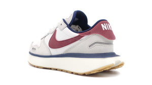 NIKE (WMNS) PHOENIX WAFFLE "NIKE CAMPUS PACK" LIGHT BONE/TEAM RED/SAIL/MIDNIGHT NAVY 2