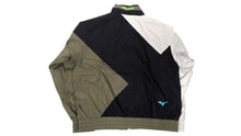 画像をギャラリービューアに読み込む, MIZUNO WIND BRAKER JACKET &quot;24Karats x mita sneakers&quot;　OLV/BLK/ORG3