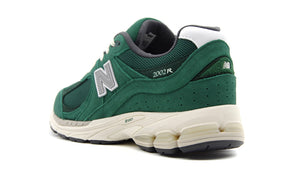 new balance M2002R 