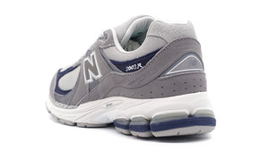 new balance M2002R 